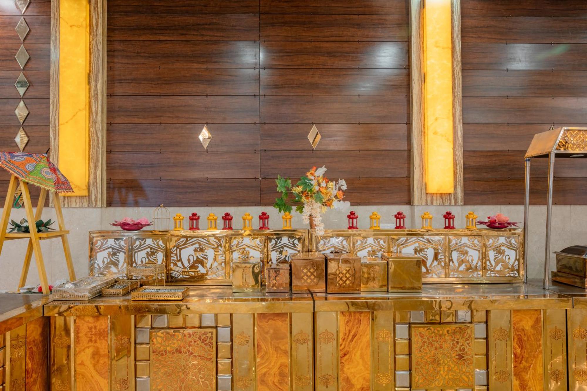 Hotel Vasdaa Grand Dehradun Buitenkant foto