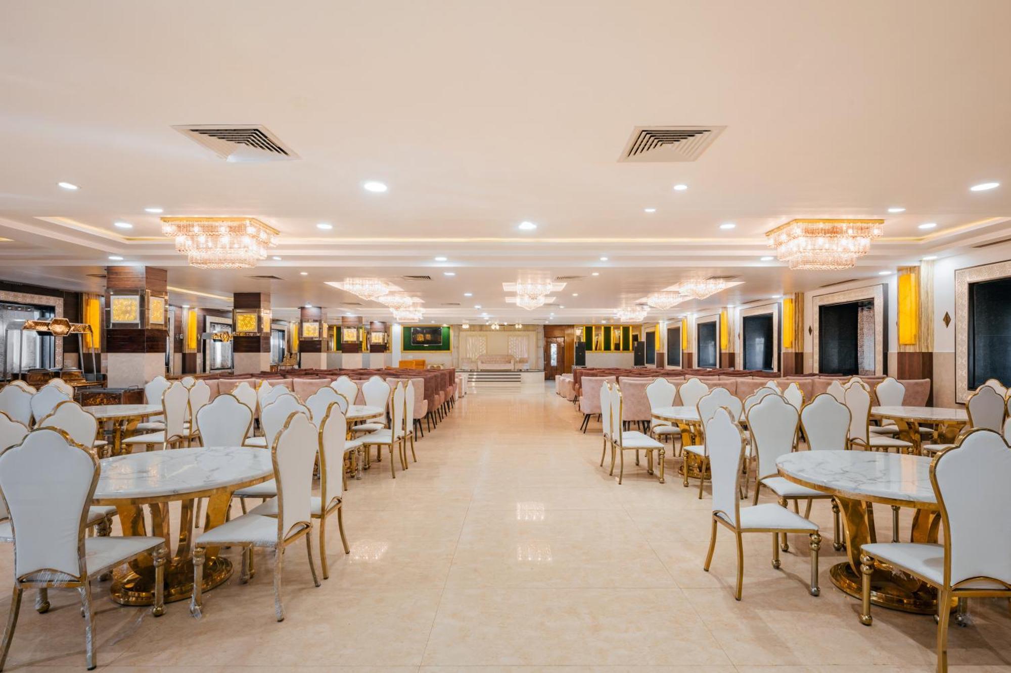Hotel Vasdaa Grand Dehradun Buitenkant foto